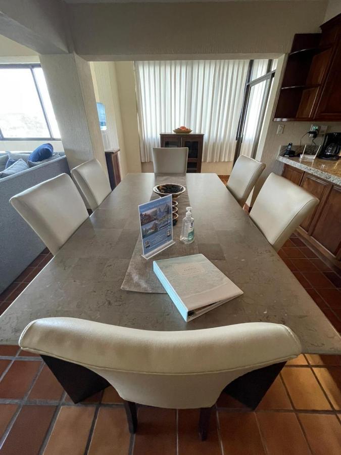 Location In Medano -marina Sol Lrg 2 Bed Steps To Beach, Downtown & Marina Apartment Cabo San Lucas