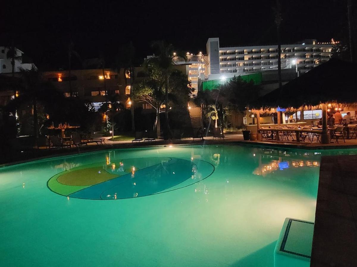 Location In Medano -marina Sol Lrg 2 Bed Steps To Beach, Downtown & Marina *