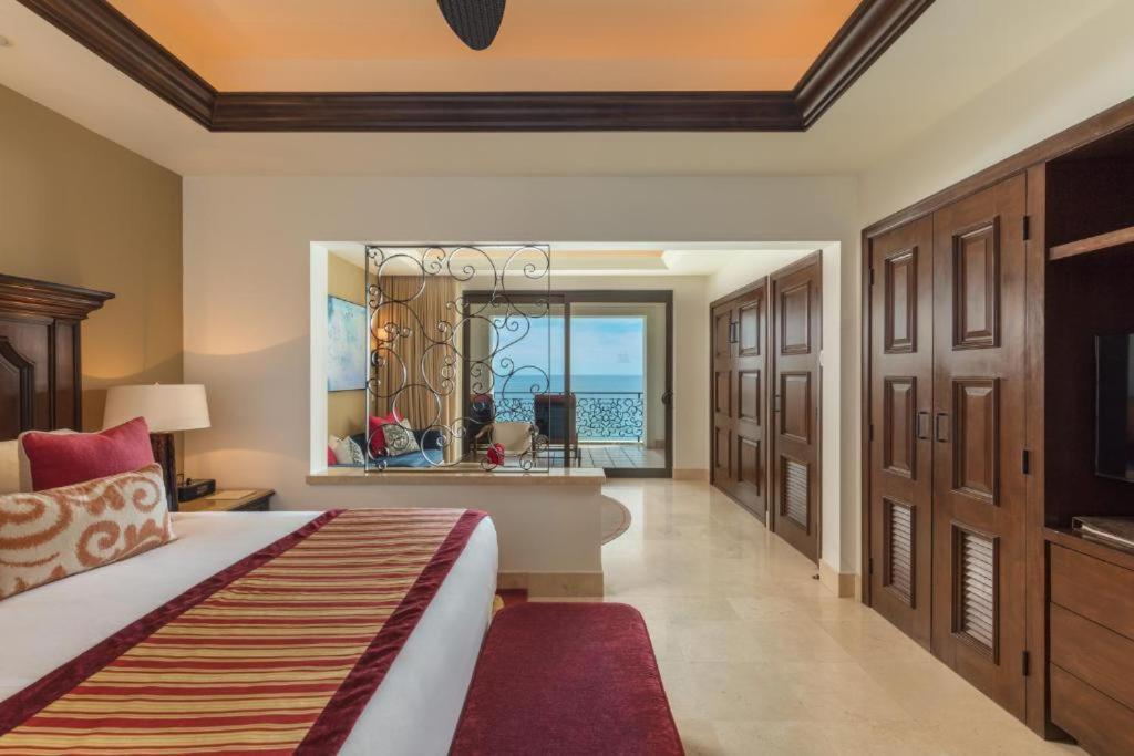 Grand Solmar Land's End Resort