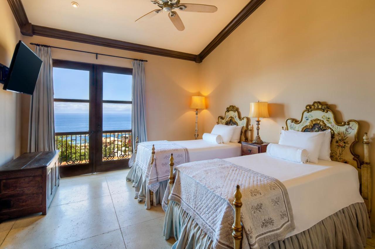 Exquisite With Awesome Views & Staff In Pedregal!