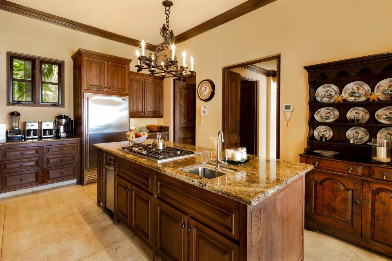 Villa Exquisite With Awesome Views & Staff In Pedregal! Cabo San Lucas