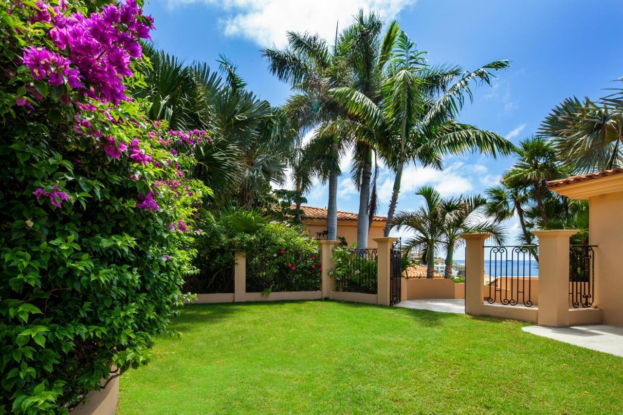 Villa Exquisite With Awesome Views & Staff In Pedregal!
