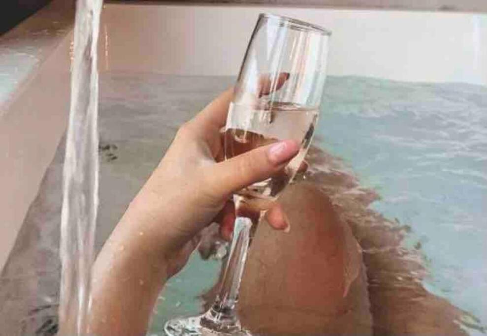 Romantico Depto Con Jacuzzi En La Habitacion *