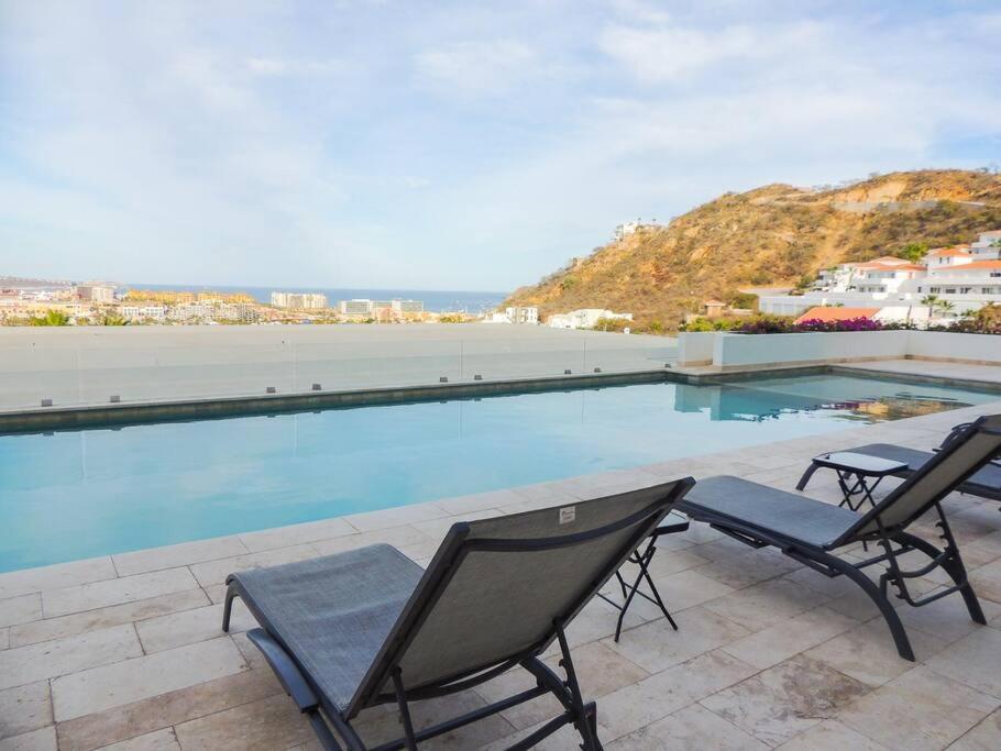 Beautiful Ocean View Condo, 3br 3.5 Bt Apartment