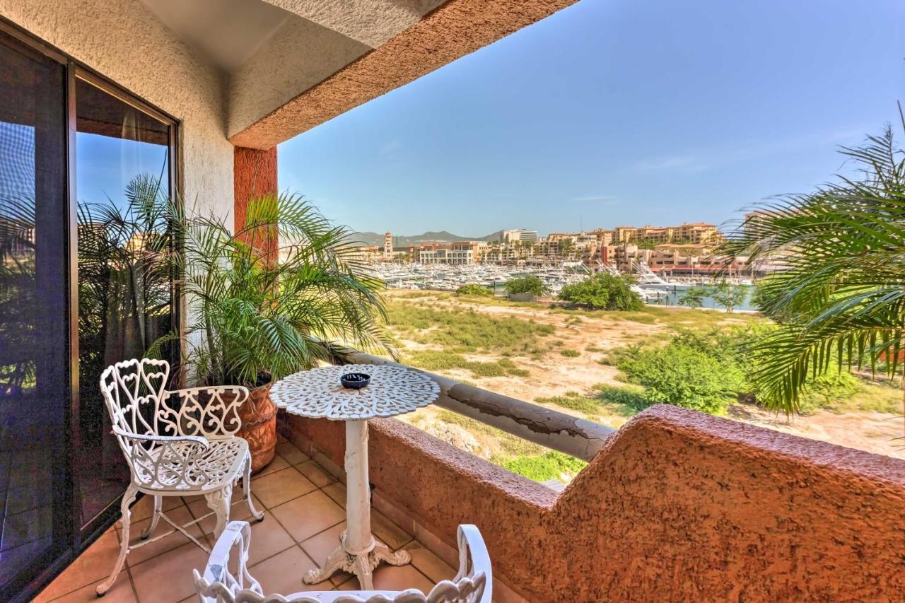 Chic Getaway Less Than 2 Miles To Beaches!