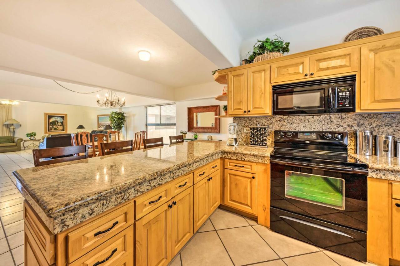 Apartment Chic Getaway Less Than 2 Miles To Beaches! *