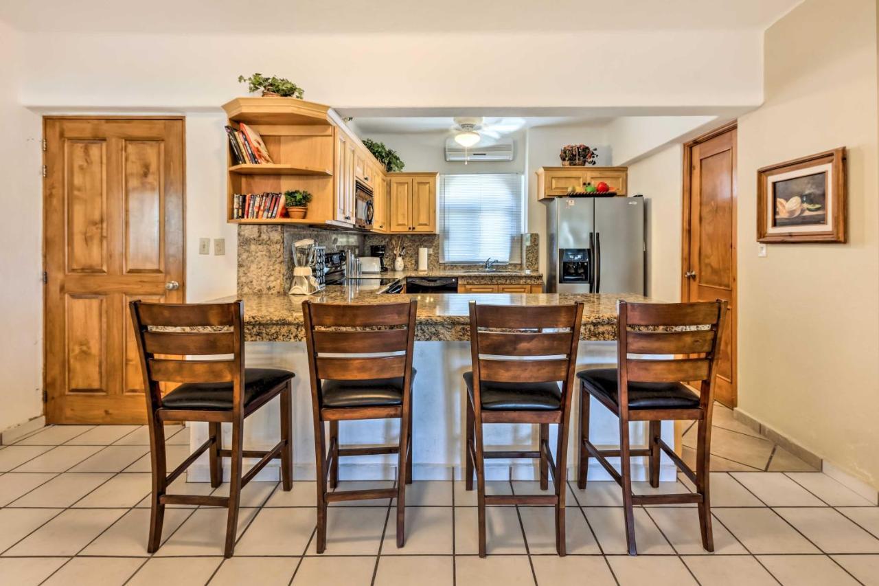 Apartment Chic Getaway Less Than 2 Miles To Beaches!