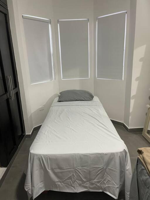 Apartamento Departamento En 1er Piso 2 Bdr 2bath Tezal