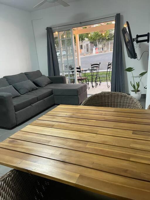 Apartamento Departamento En 1er Piso 2 Bdr 2bath Tezal *