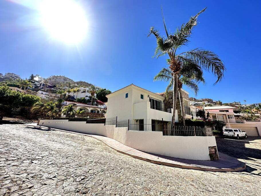 Cola De Ballena, Pedregal @ Cabo's Downtown Villa