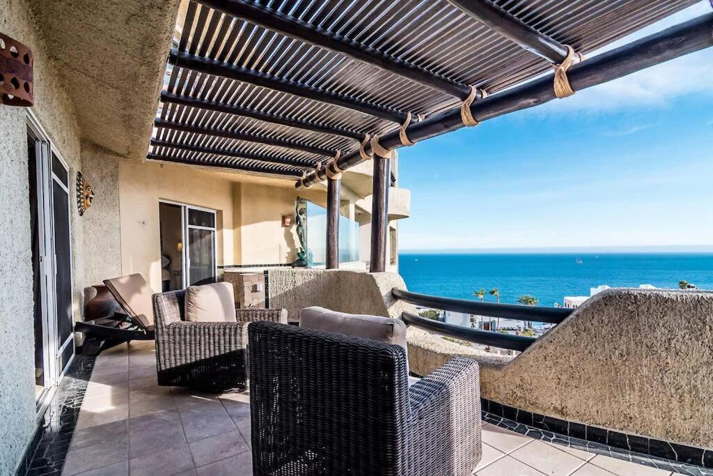 Oceanfront Penthouse, 2 Masters, 2 Baths, Kitchen! Apartment Cabo San Lucas