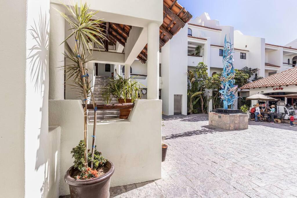 Apartment Chic Marina 2br With Pool Access *
