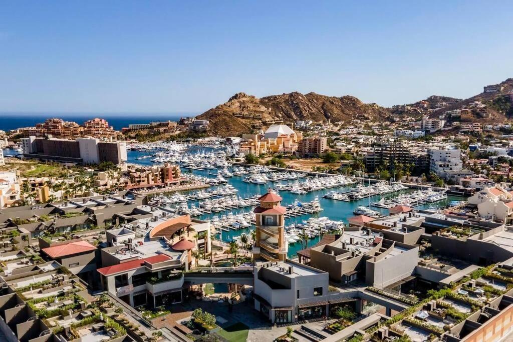 Chic Marina 2br With Pool Access *