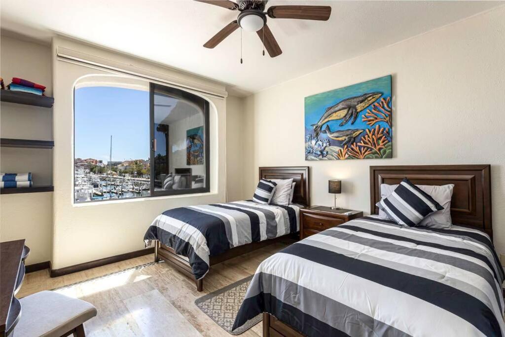 Chic Marina 2br With Pool Access