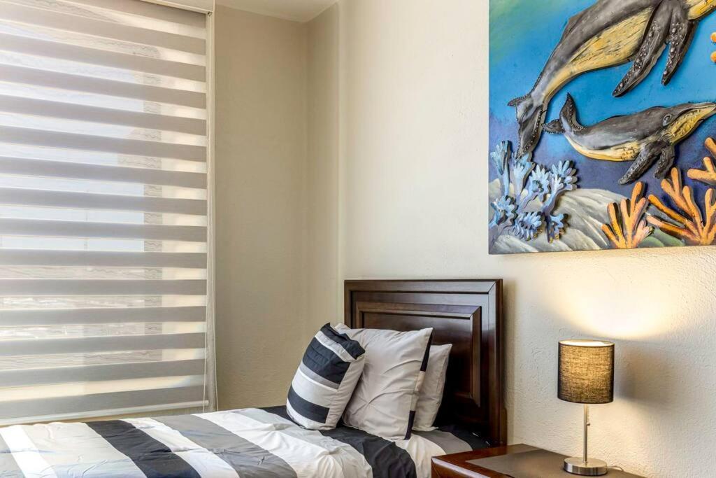 Chic Marina 2br With Pool Access Cabo San Lucas