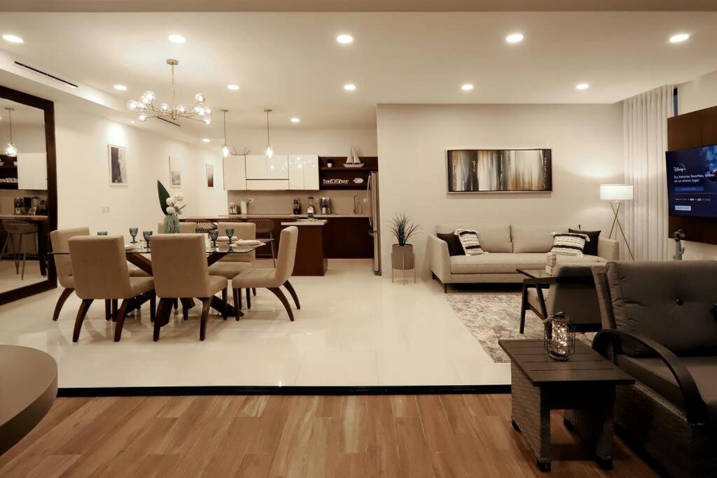 Apartment Spectacular New 3bdr At Duara!
