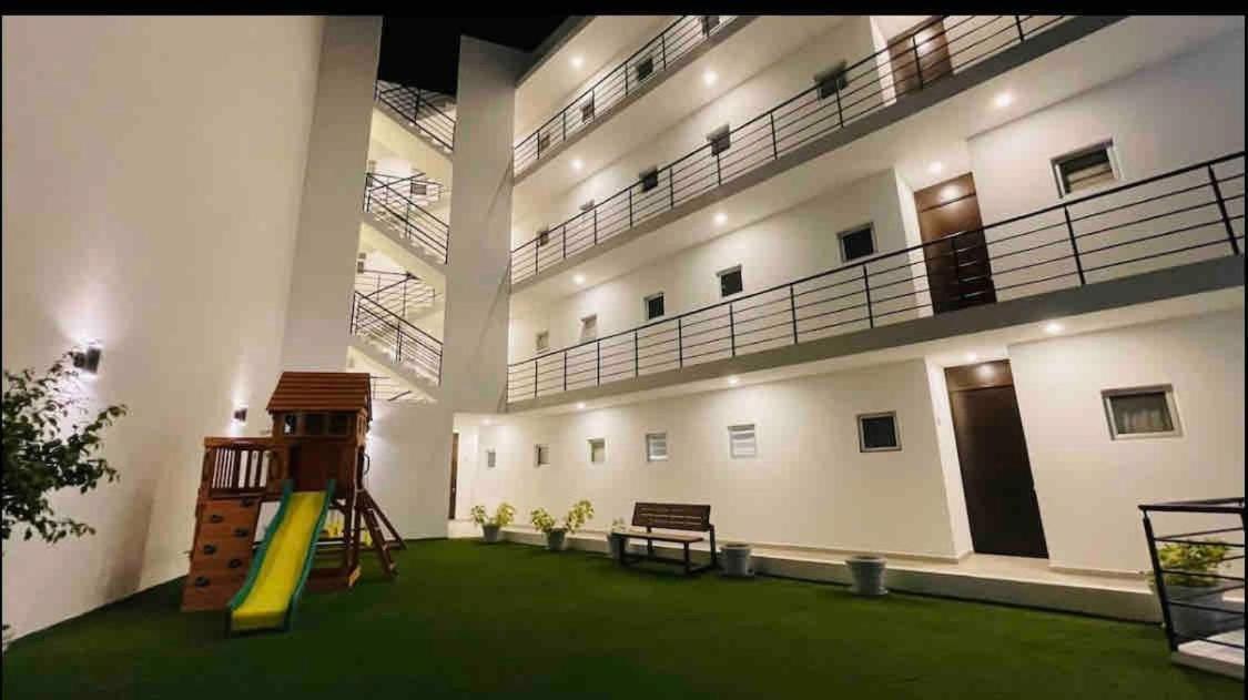 Centrico Vista Al Mar Con Alberca 2br Apartment *