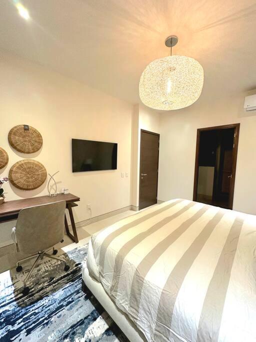 Fully Equipped 3 Bedroom Luxury Apartment