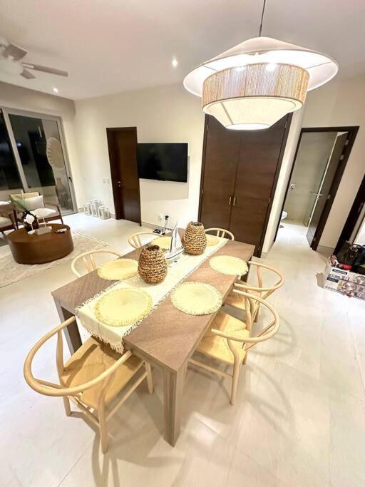 Apartment Fully Equipped 3 Bedroom Luxury *