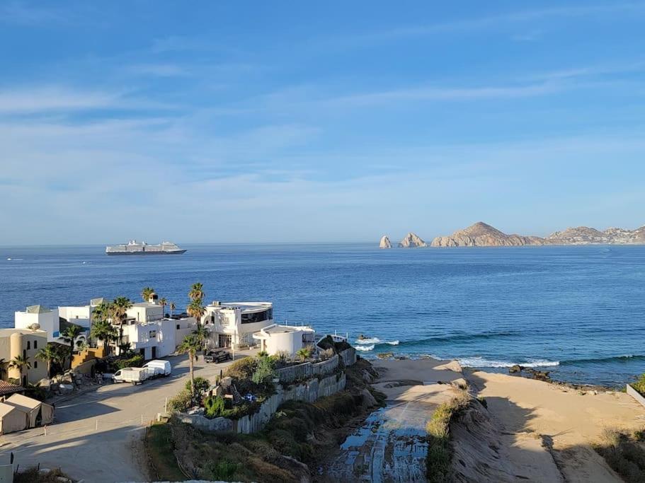 Apartment Oceanfront Penthouse, 2 Masters, 2 Baths, Kitchen! Cabo San Lucas