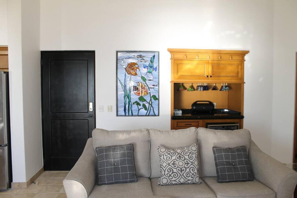 Oceanfront Penthouse, 2 Masters, 2 Baths, Kitchen! Apartment Cabo San Lucas