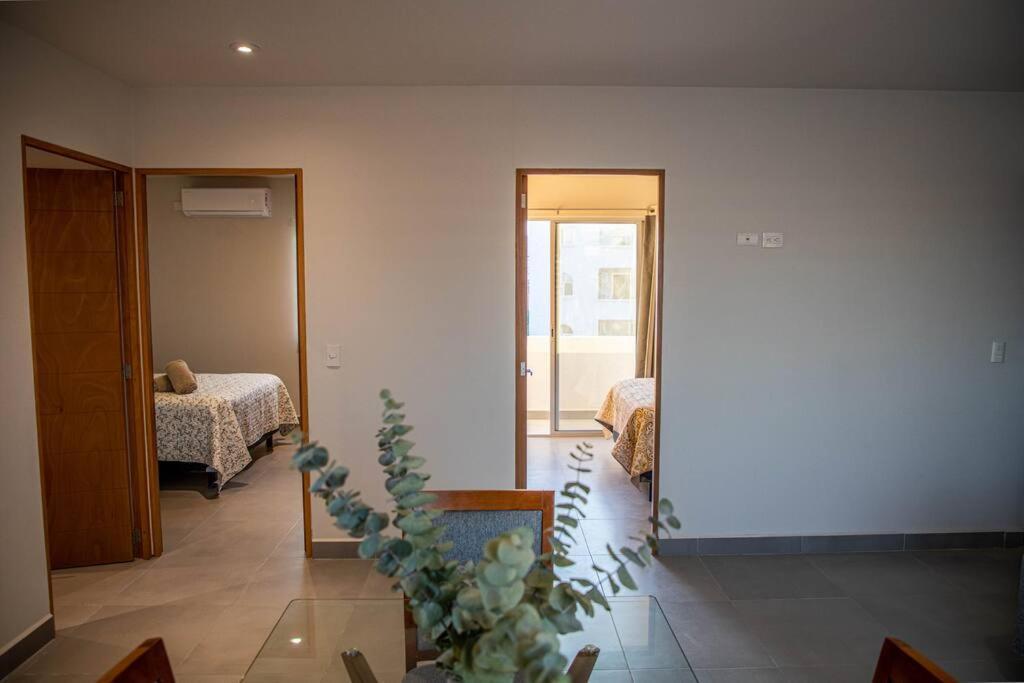 Apartment Downtown W/ Pool