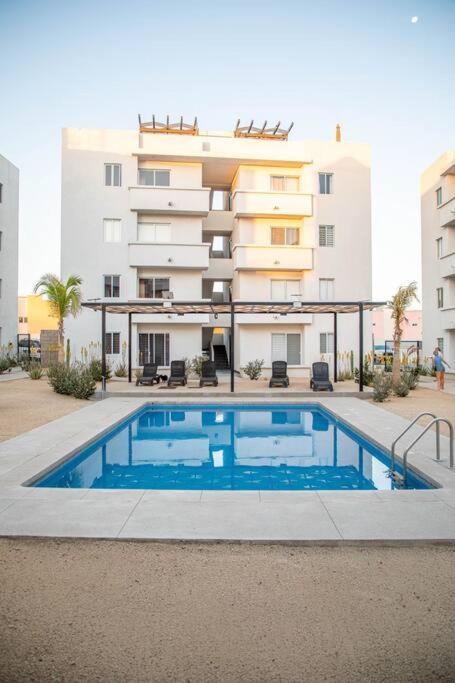 Apartment Downtown W/ Pool