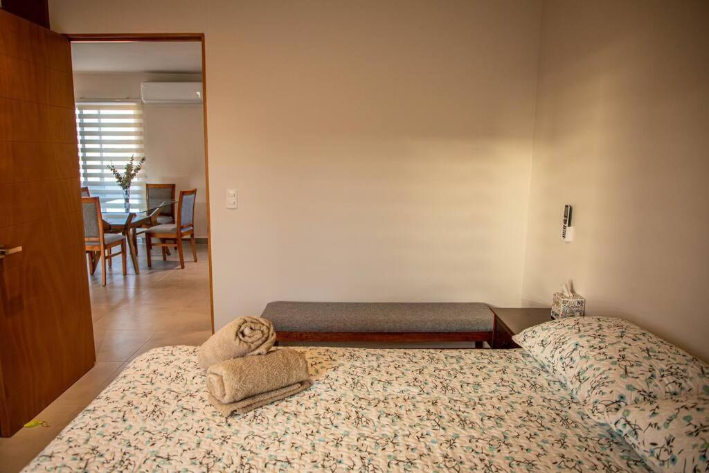 Apartment Downtown W/ Pool