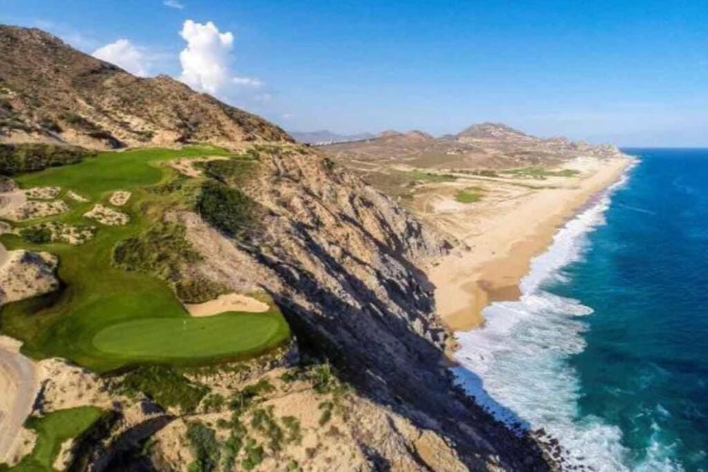 Amazing 2br Pool/jacuzzi/beach/ Resort/10min Cabo
