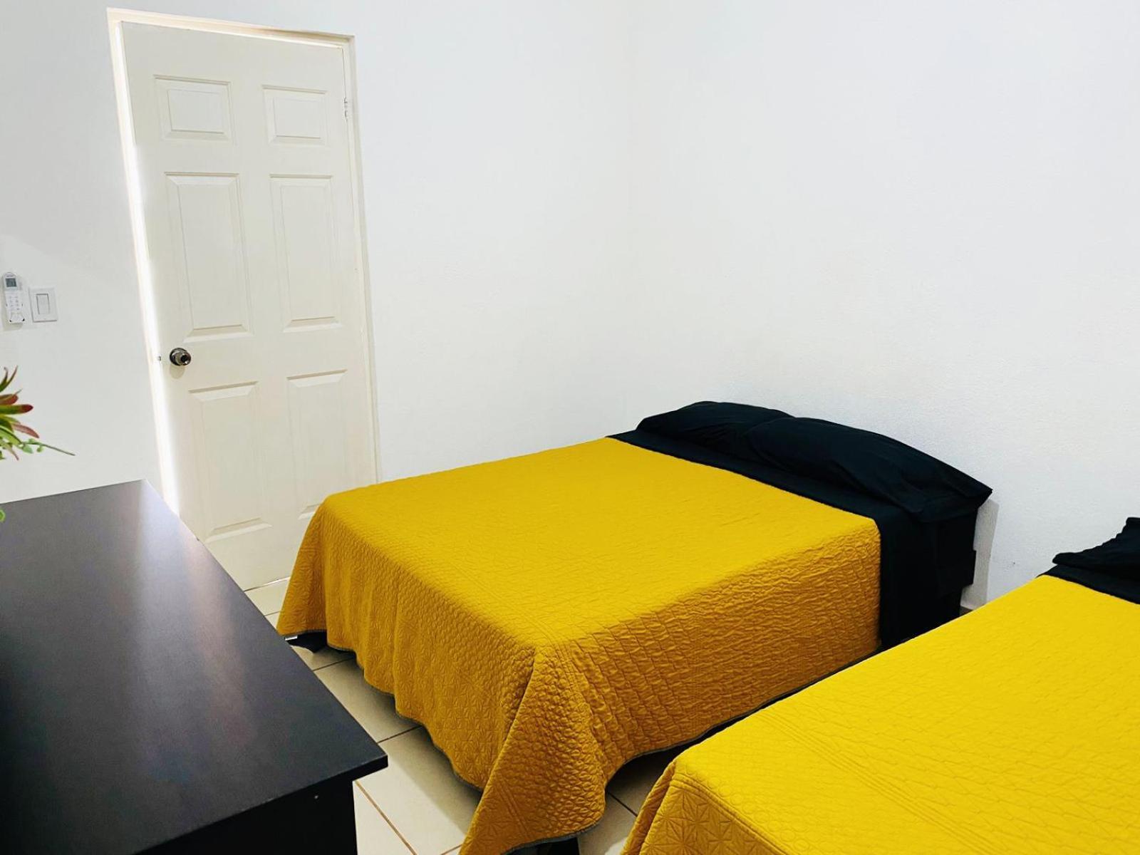 Casa Hojazen Apartment