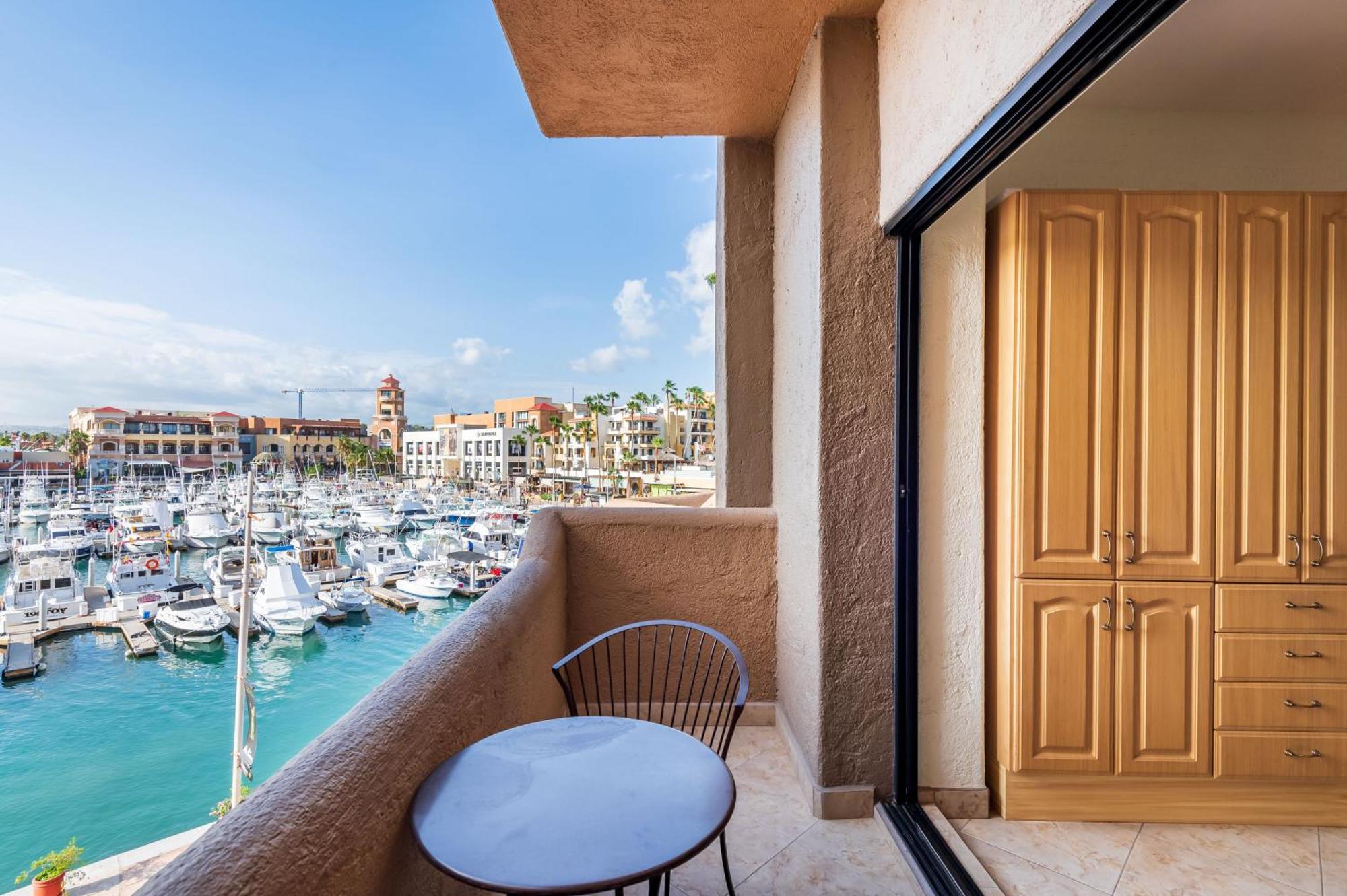Apartment Marina Cabo Plaza Town & *