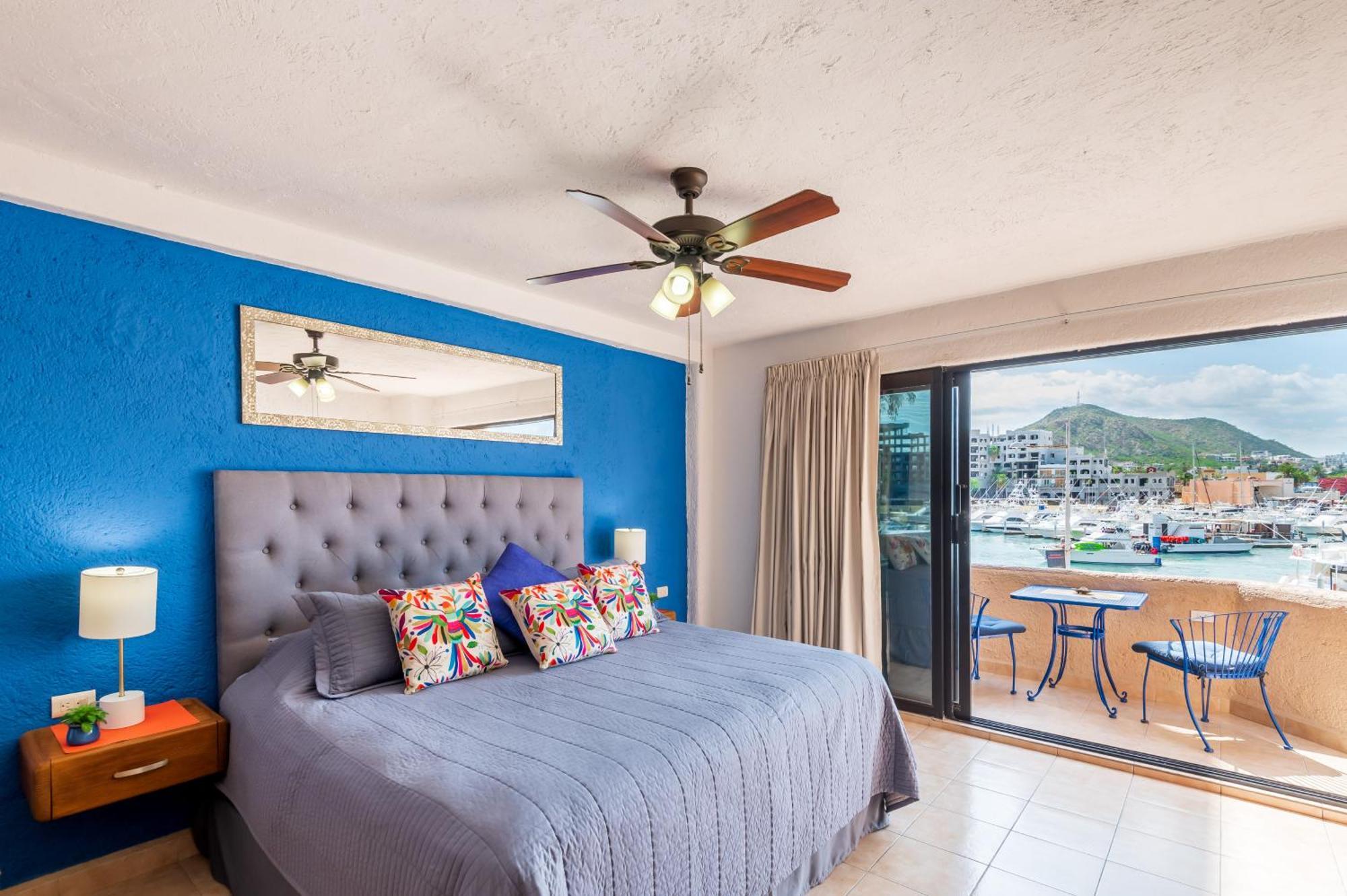 Marina Cabo Plaza Town & Apartment Cabo San Lucas