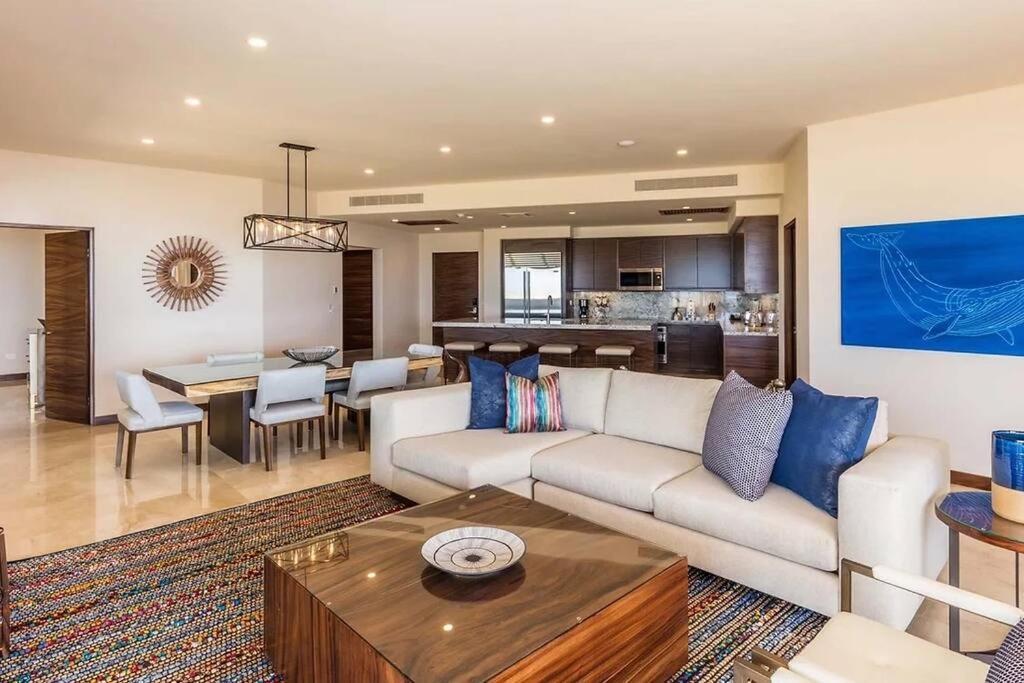 Apartment Beachfront 3 Bdrm In Exclusive Diamante Golf *
