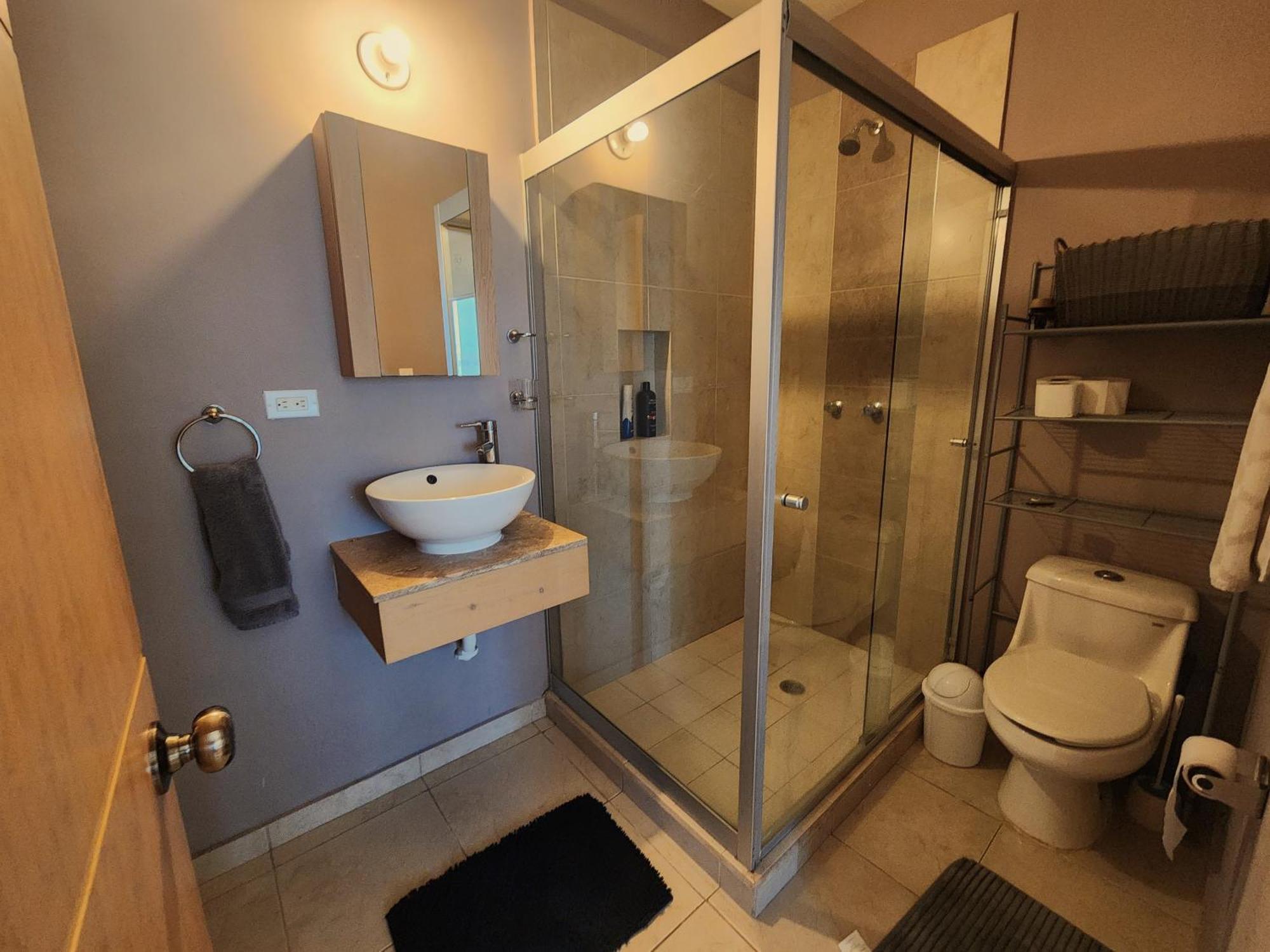 Bahia Del Tezal 204b: Great 2br/2ba 5 Min From Downtown Cabo, Big Pool! Cabo San Lucas