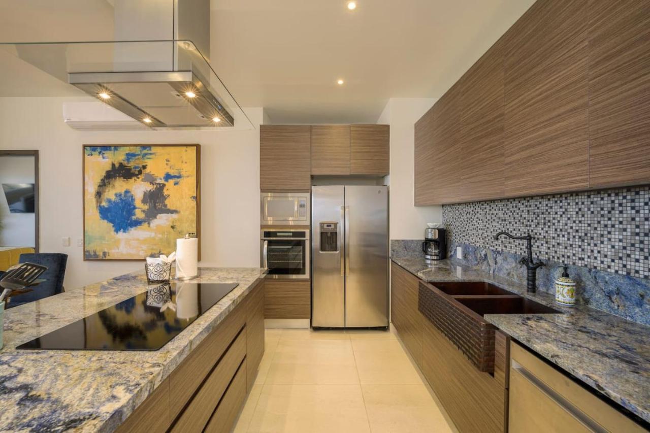 Luxurious New Ocean View 2br Near Downtown Cabo San Lucas