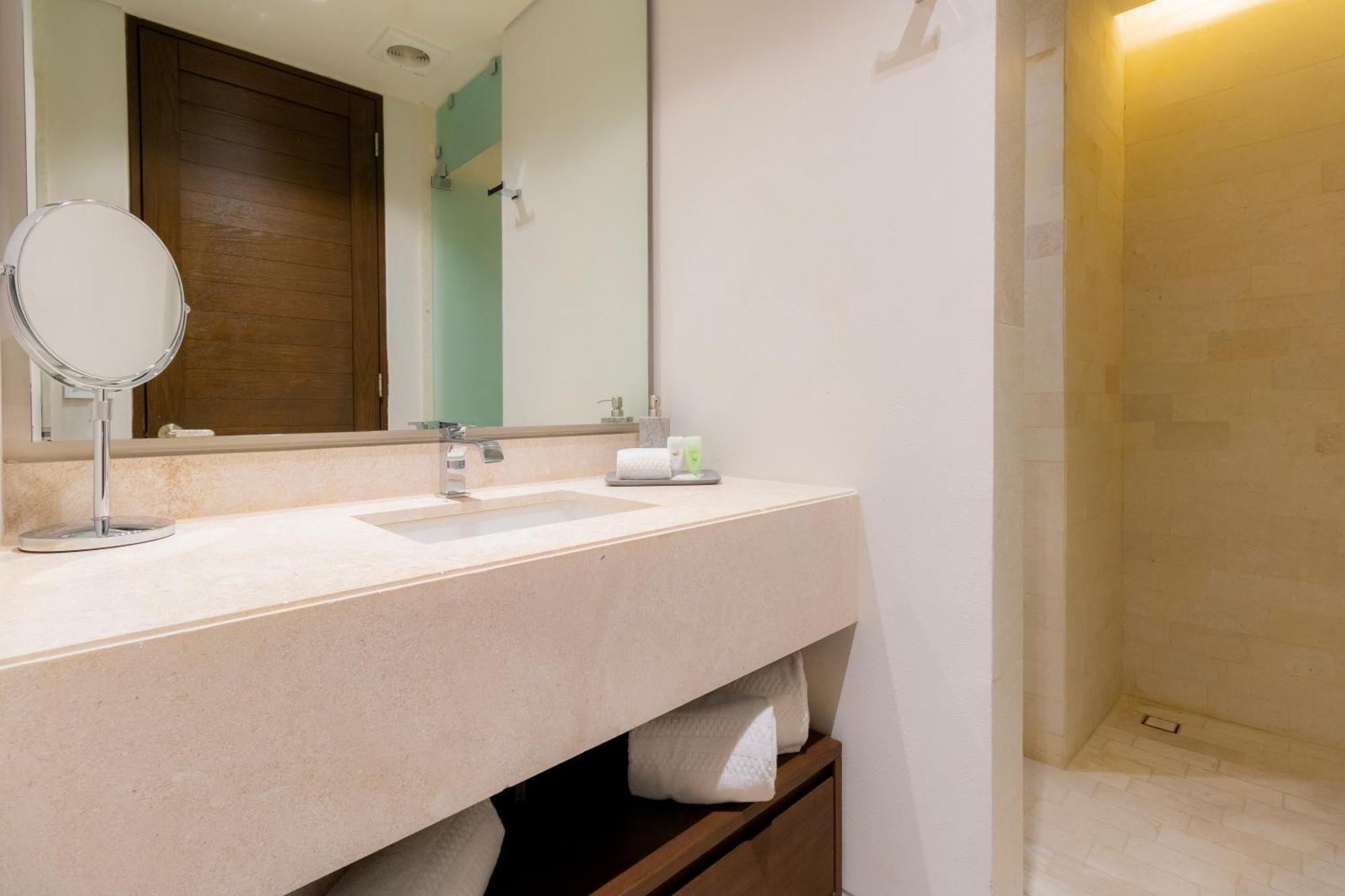 Apartment Paraiso Residences Marina Cabo By Capitalia Cabo San Lucas