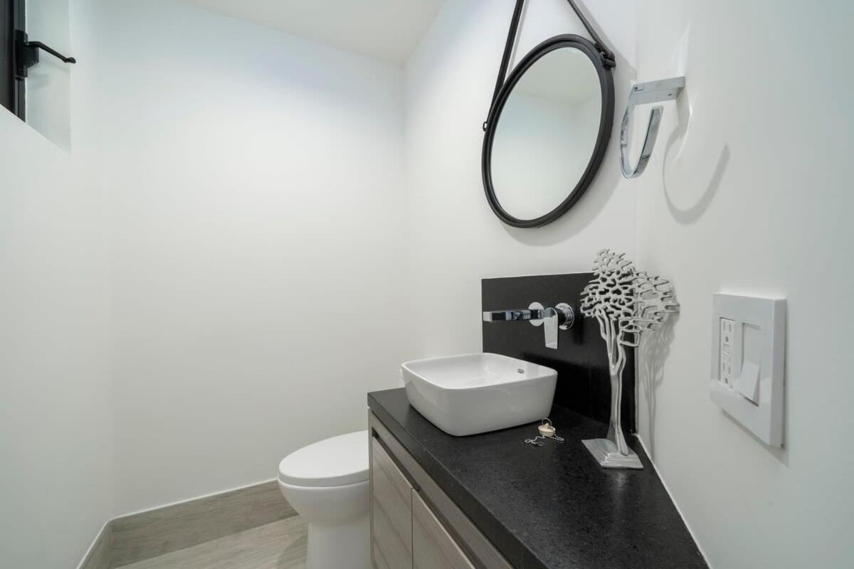 Unit 150- Casa Kelly - Oceanfront Fully Renovated Cabo San Lucas