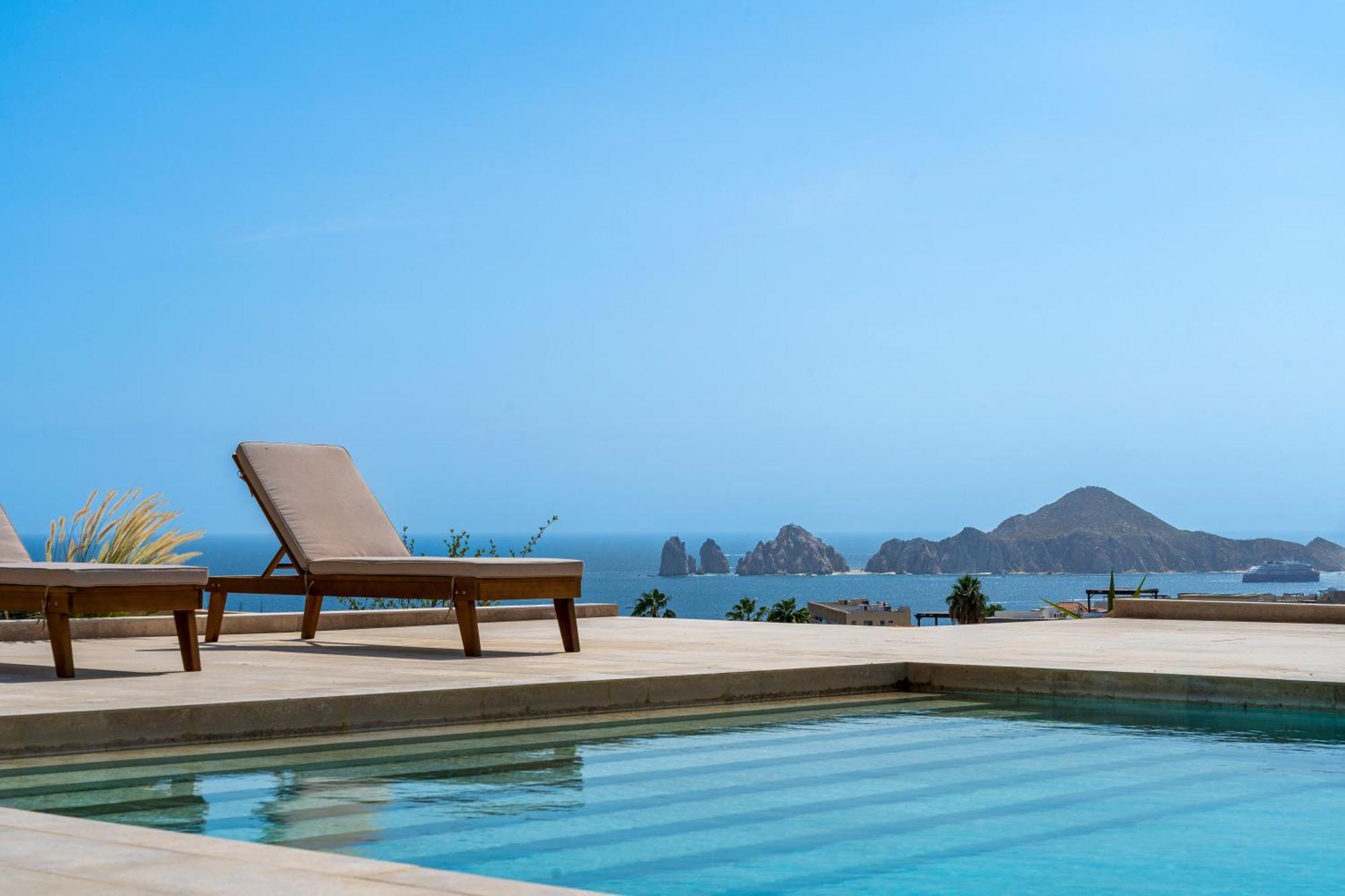 Mistiq Cabos