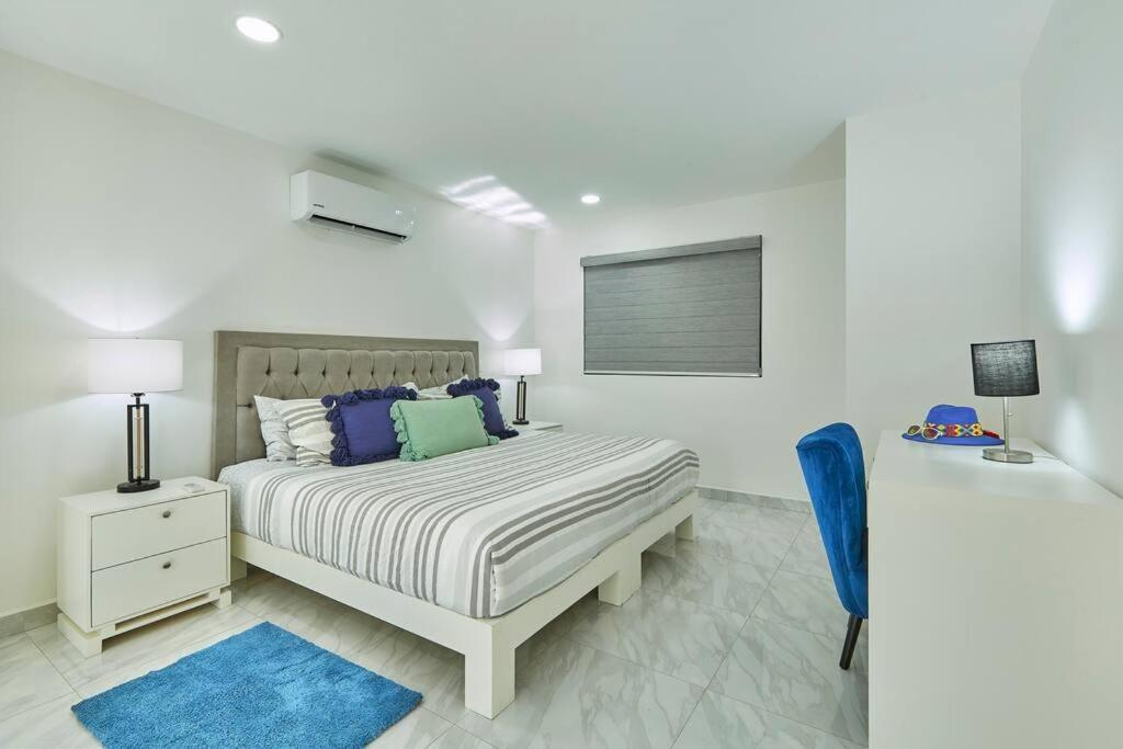 Spacious 1-bdrm In Heart Of Cabo! Cabo San Lucas