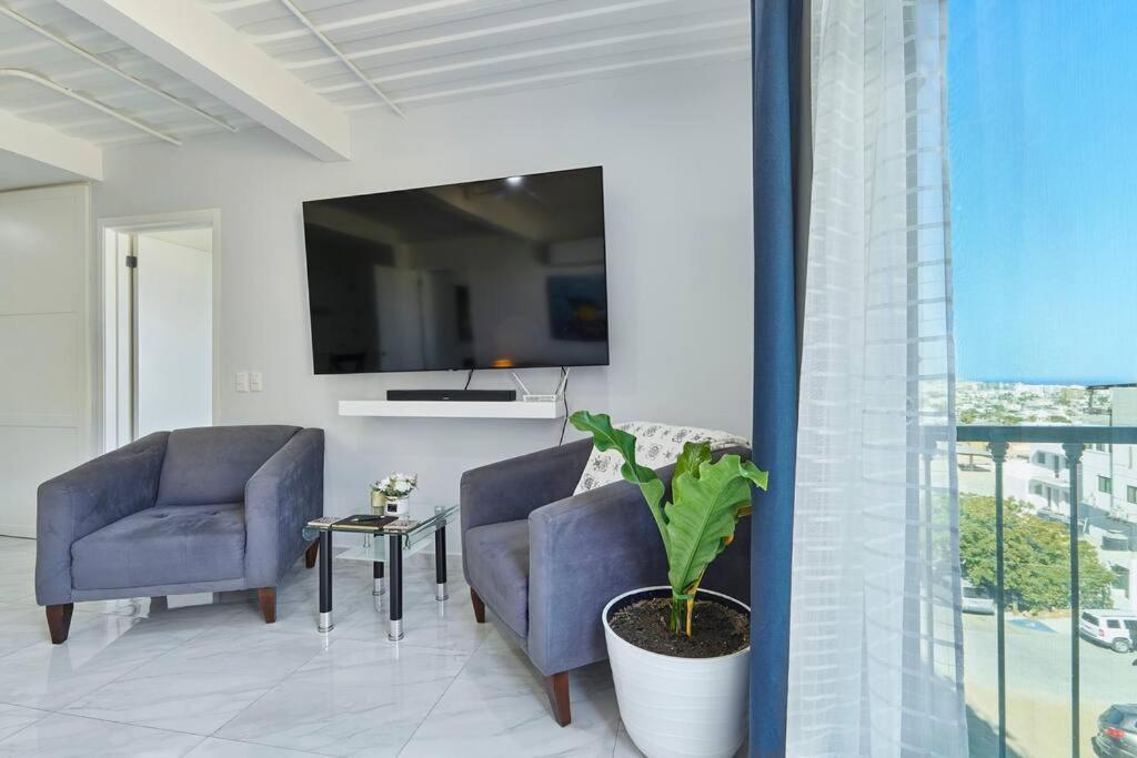 Luxurious Sol Marino Apartment *
