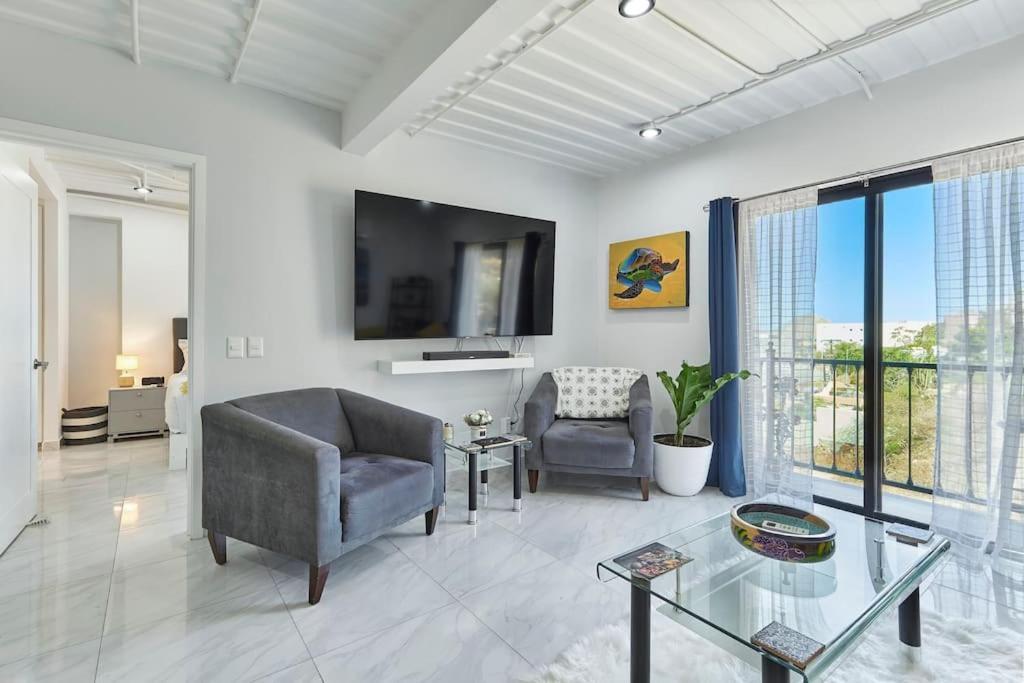 Luxurious Sol Marino Apartment
