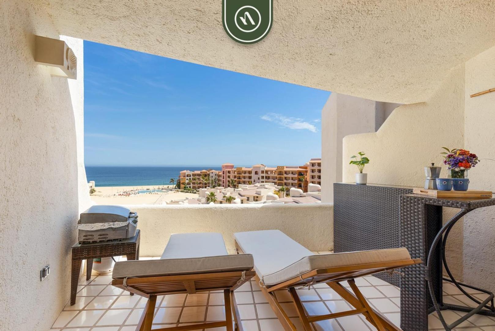 Oceanview 1 Bedroom With Access - King Bed Apartment *