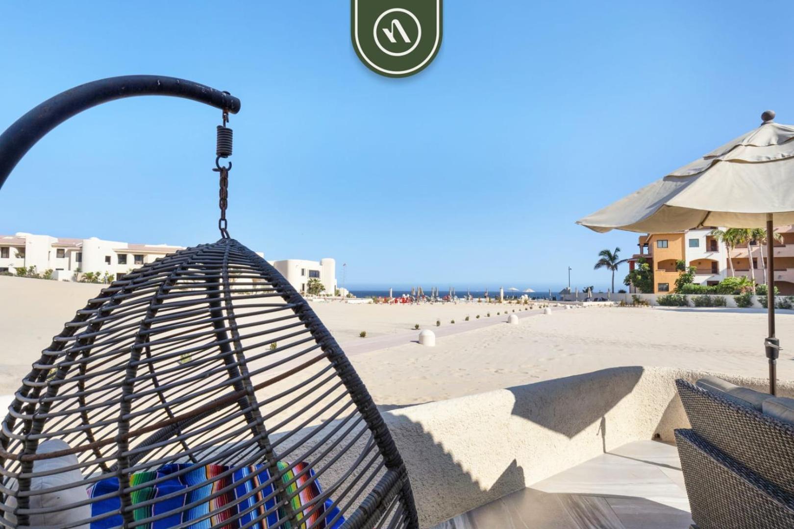 Fully Renovated 3 Bedroom - Oceanfront - Pool Apartment Cabo San Lucas