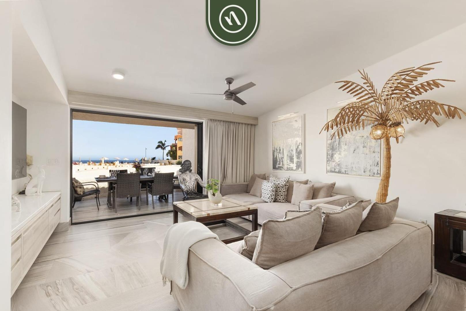 Apartment Fully Renovated 3 Bedroom - Oceanfront - Pool Cabo San Lucas
