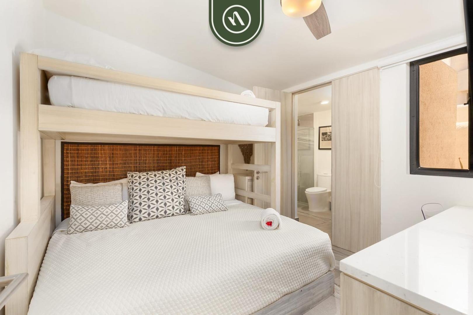 Fully Renovated 3 Bedroom - Oceanfront - Pool *
