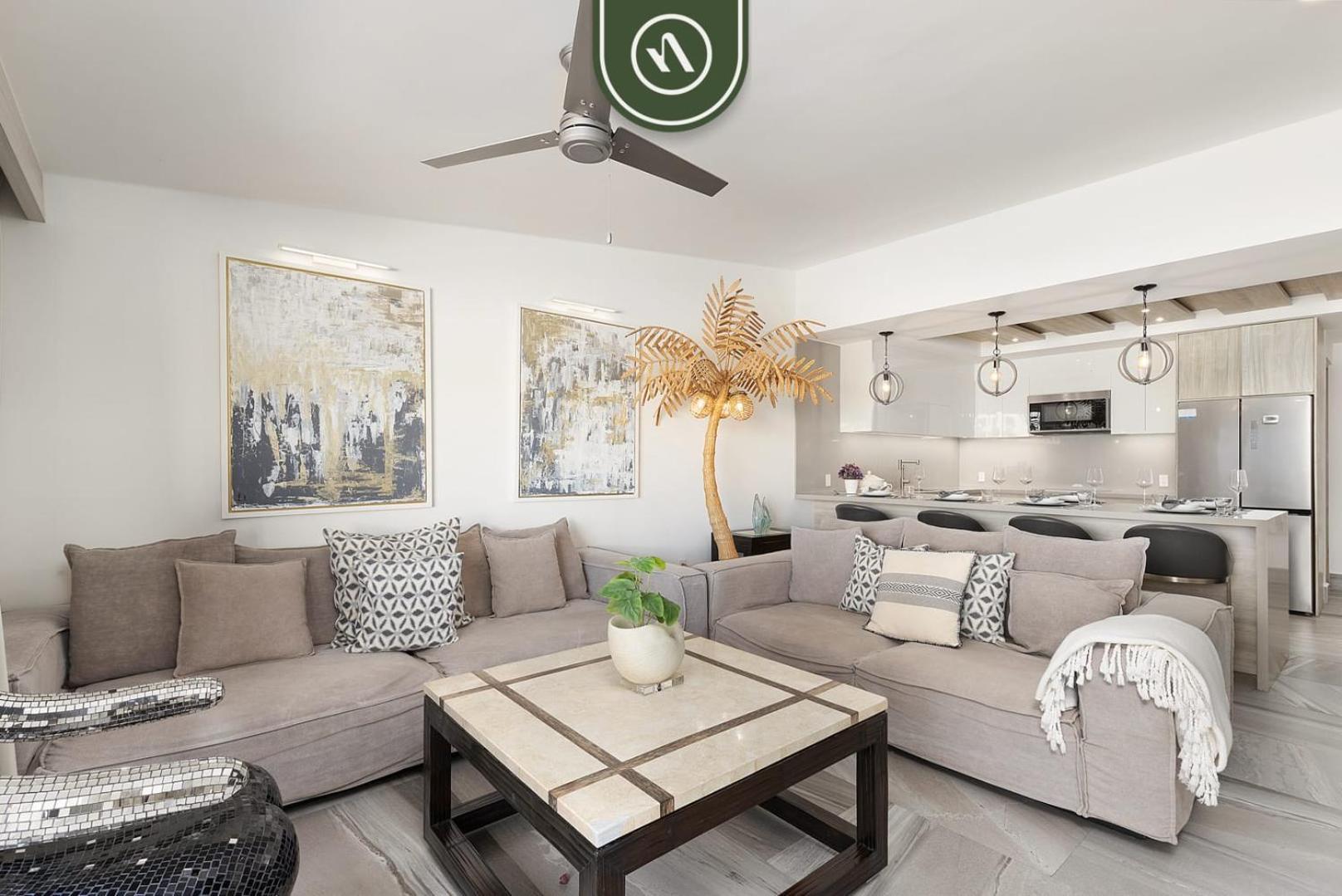 Apartment Fully Renovated 3 Bedroom - Oceanfront - Pool