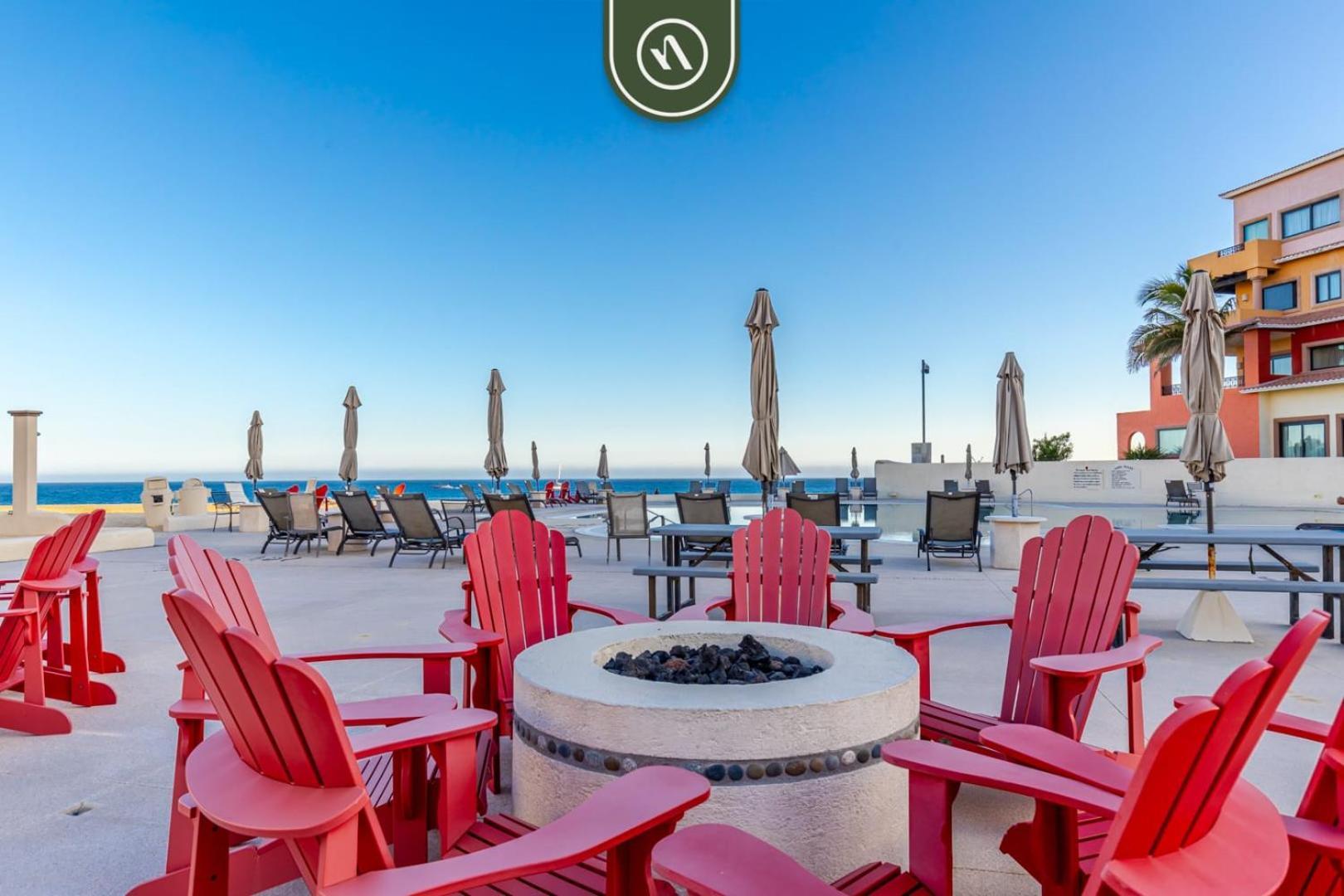 Oceanfront With Private Balcony - Pool Cabo San Lucas