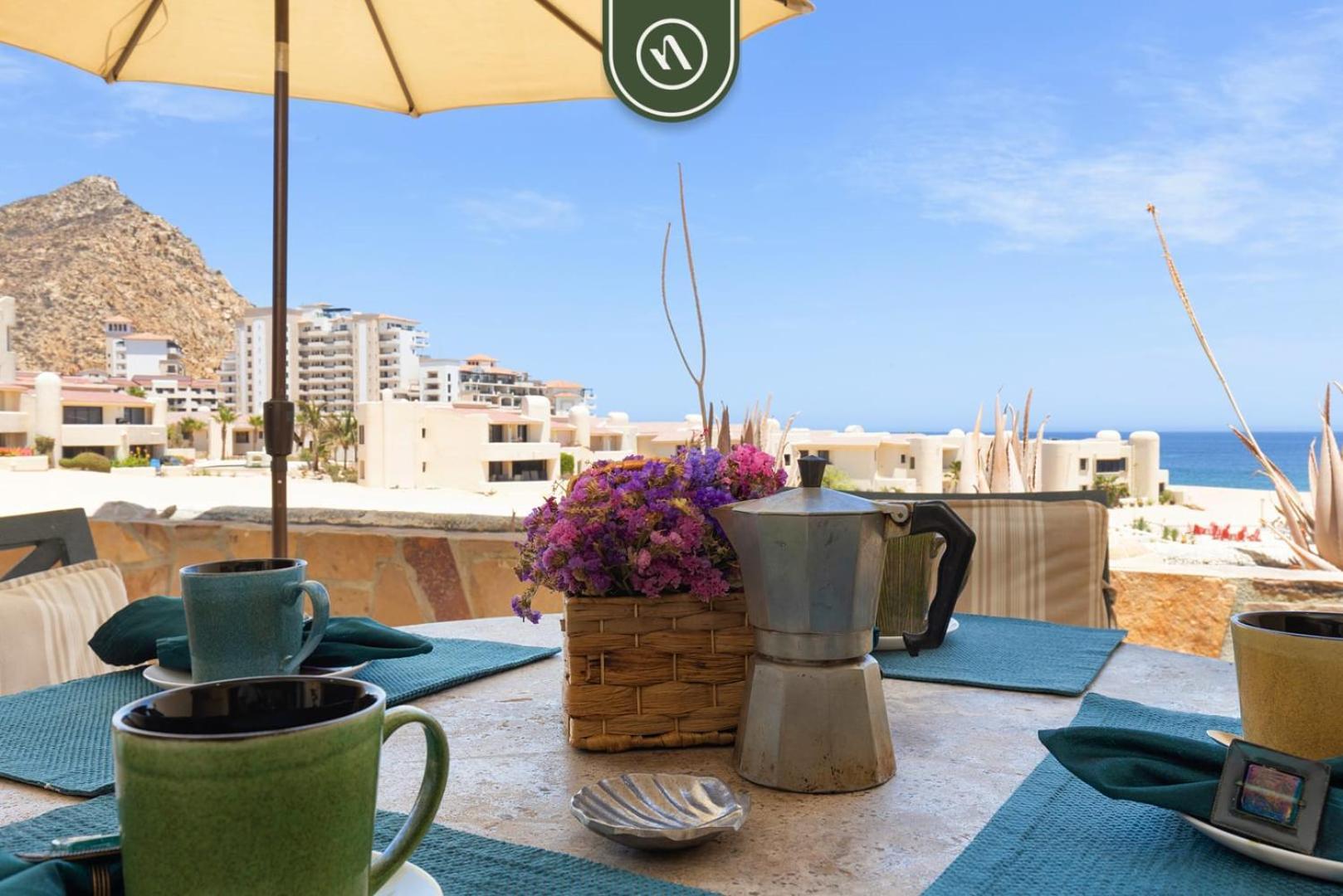 Apartment Oceanfront With Private Balcony - Pool *