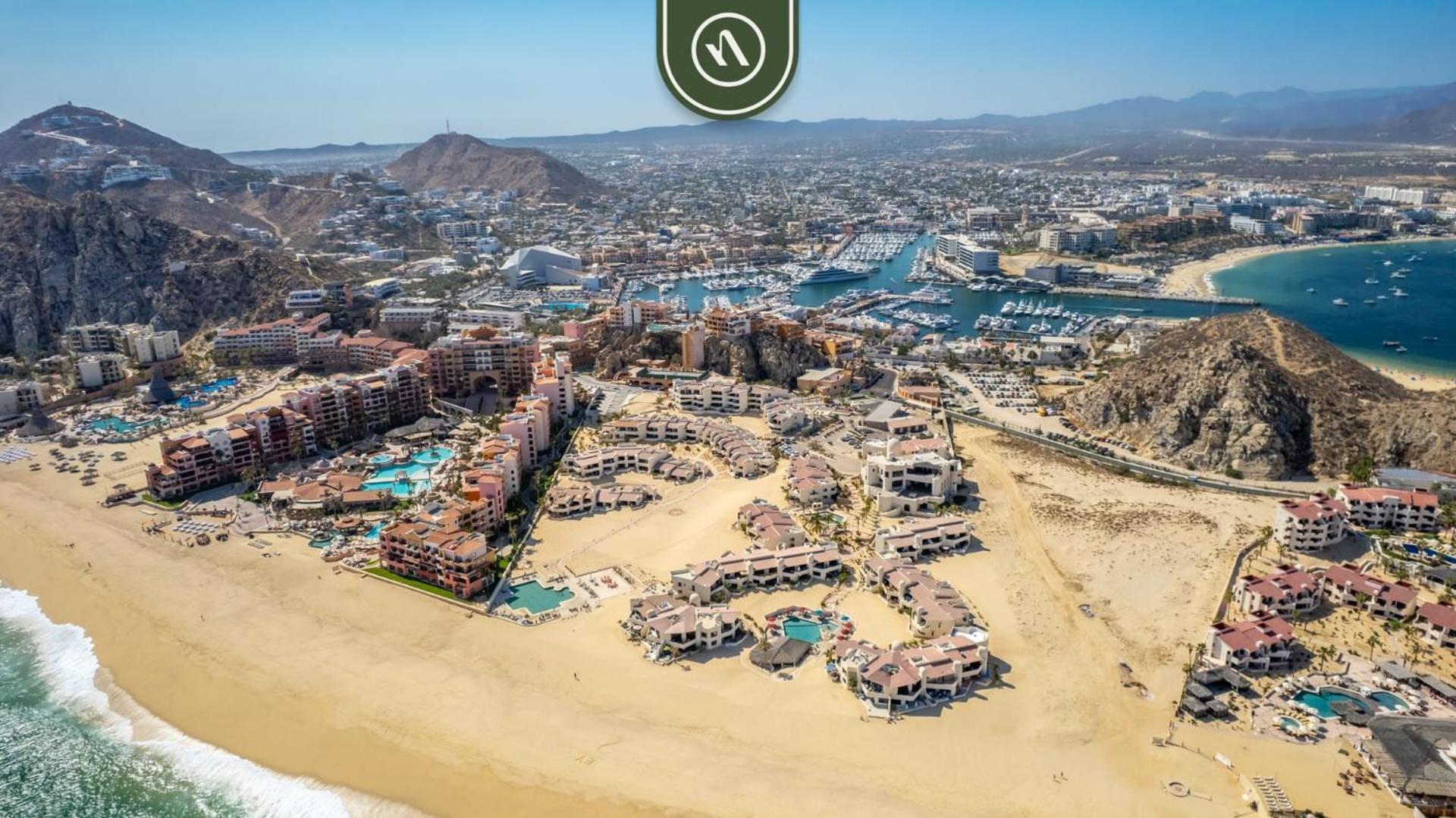 Fully Renovated 3 Bedroom - Oceanfront - Pool Apartment *