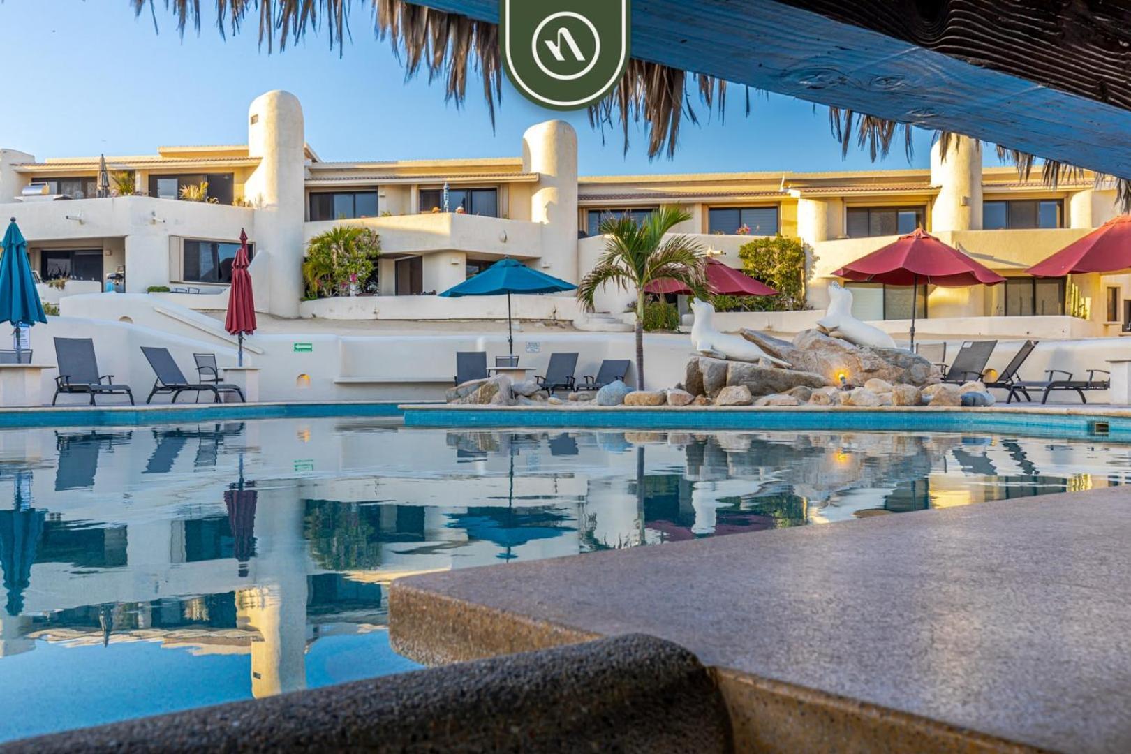 Apartment Fully Renovated 3 Bedroom - Oceanfront - Pool Cabo San Lucas